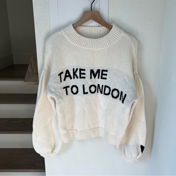 RARE Anthropologie Maeve Take Me To London Sweater - Picture 3 of 7
